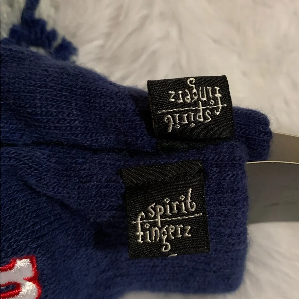 WinCraft 95% acrylic Spirit Fingerz blue NY Giants lightweight knit gloves NWT